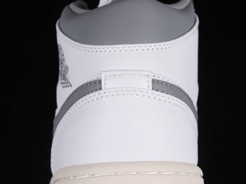 Air Jordan 1 AJ1 mid - NATURAL GREY