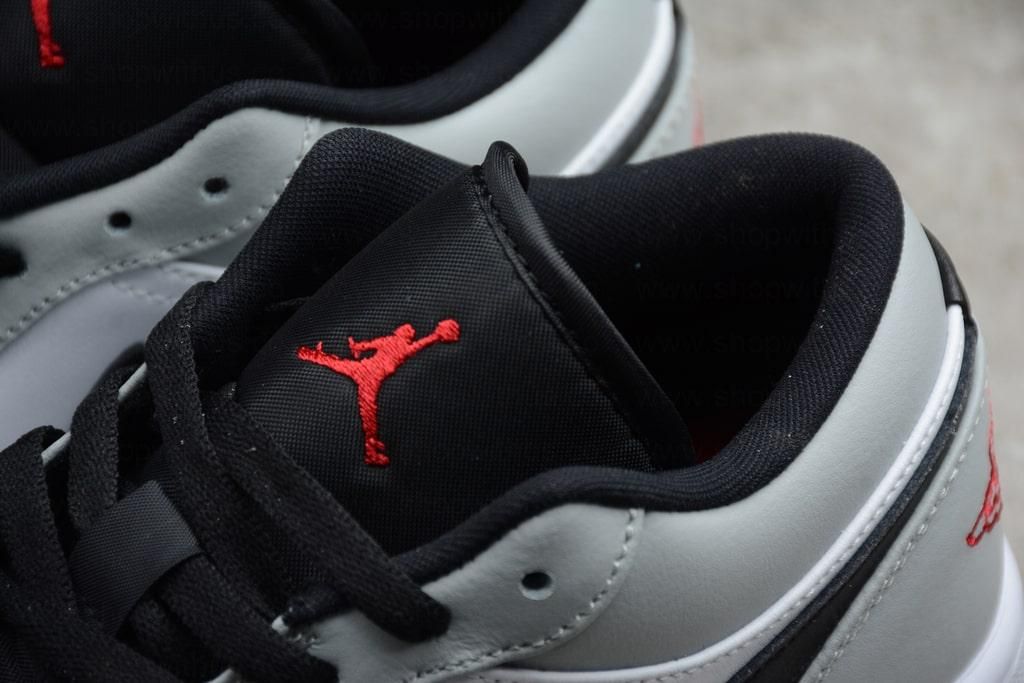 Air Jordan 1 AJ1 Low – Light Smoke Grey