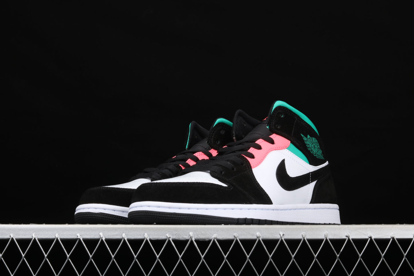 Air Jordan 1 AJ1 Mid – South Beach