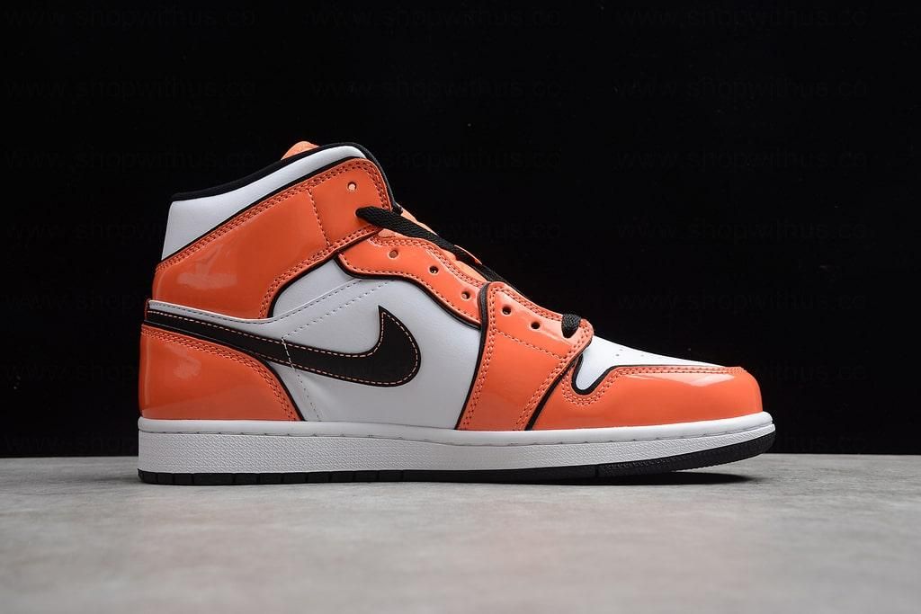 Air Jordan 1 AJ1 Mid – Turf Orange