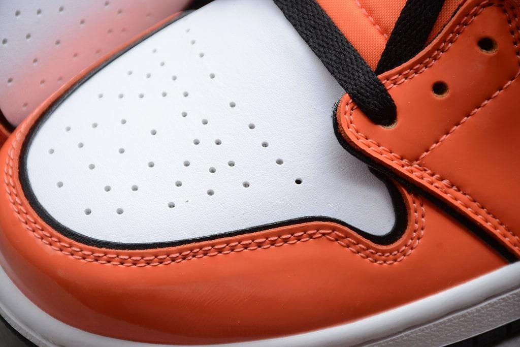 Air Jordan 1 AJ1 Mid – Turf Orange