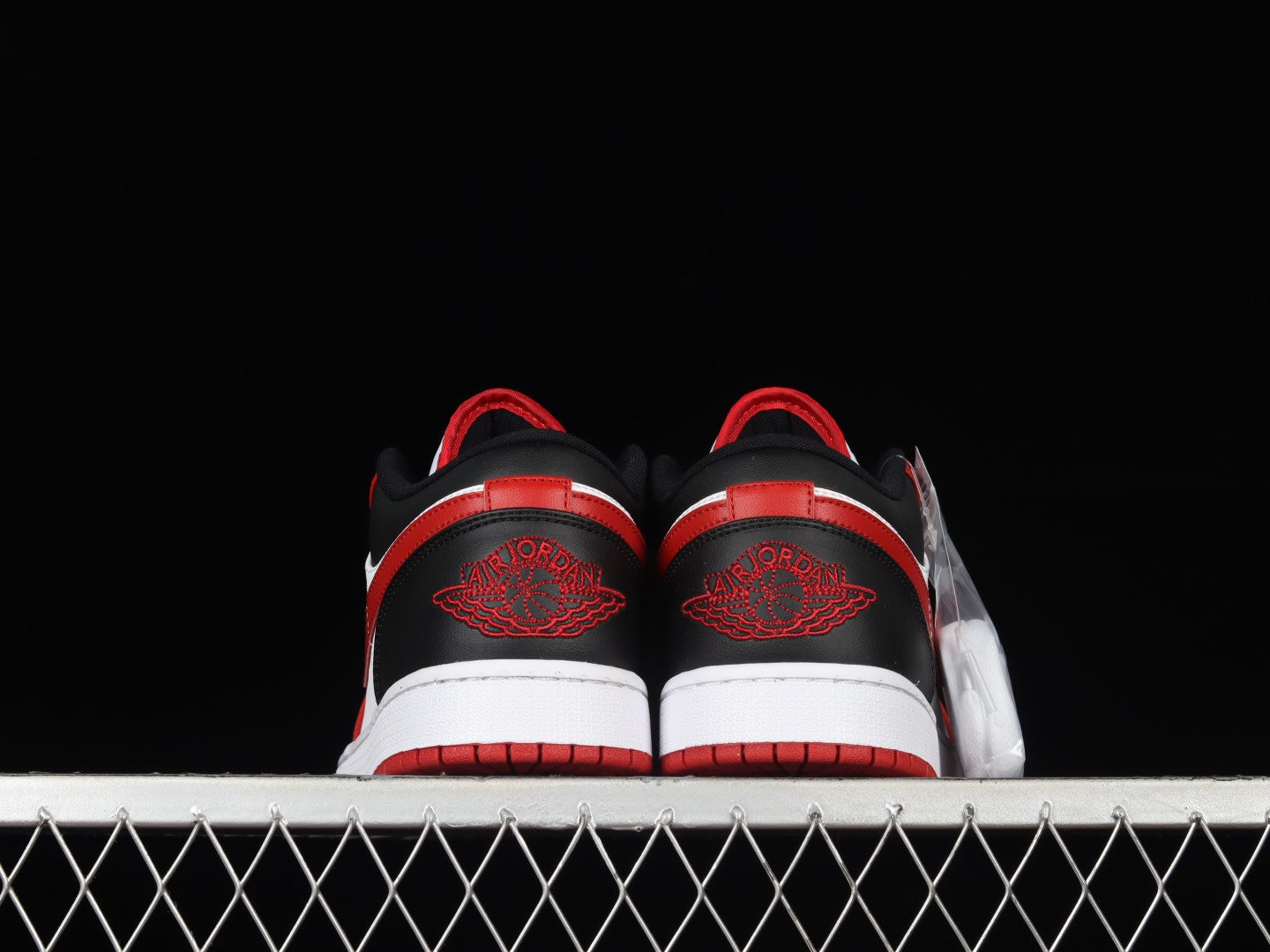 Air Jordan 1 AJ1 Low – Reverse Black Toe