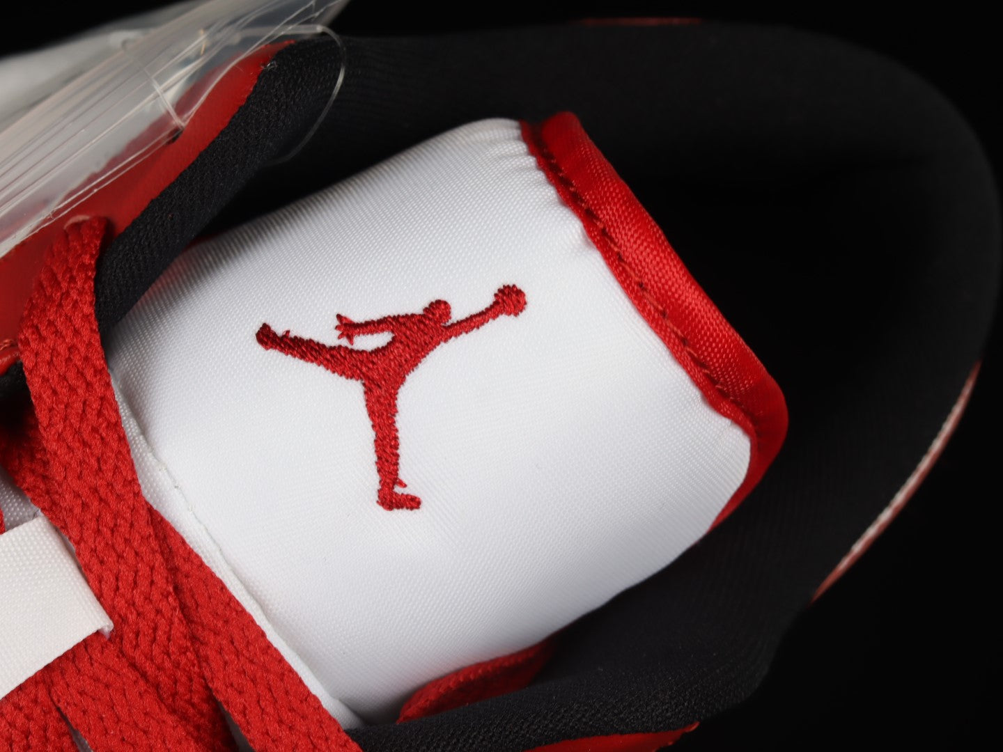 Air Jordan 1 AJ1 Low – Reverse Black Toe