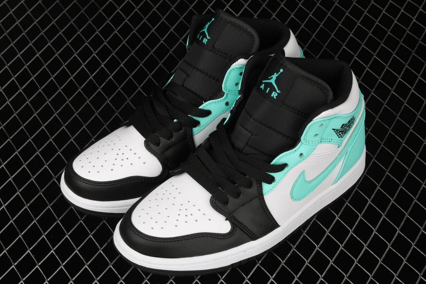 Air Jordan 1 AJ1 Mid Tropical Twist – Igloo