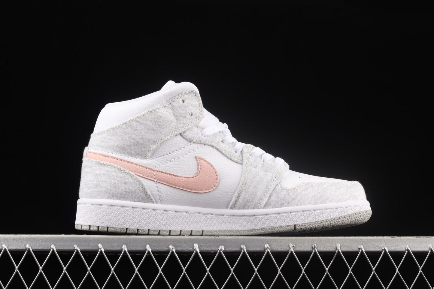 Air Jordan 1 AJ1 Mid SE Light – Iron Ore