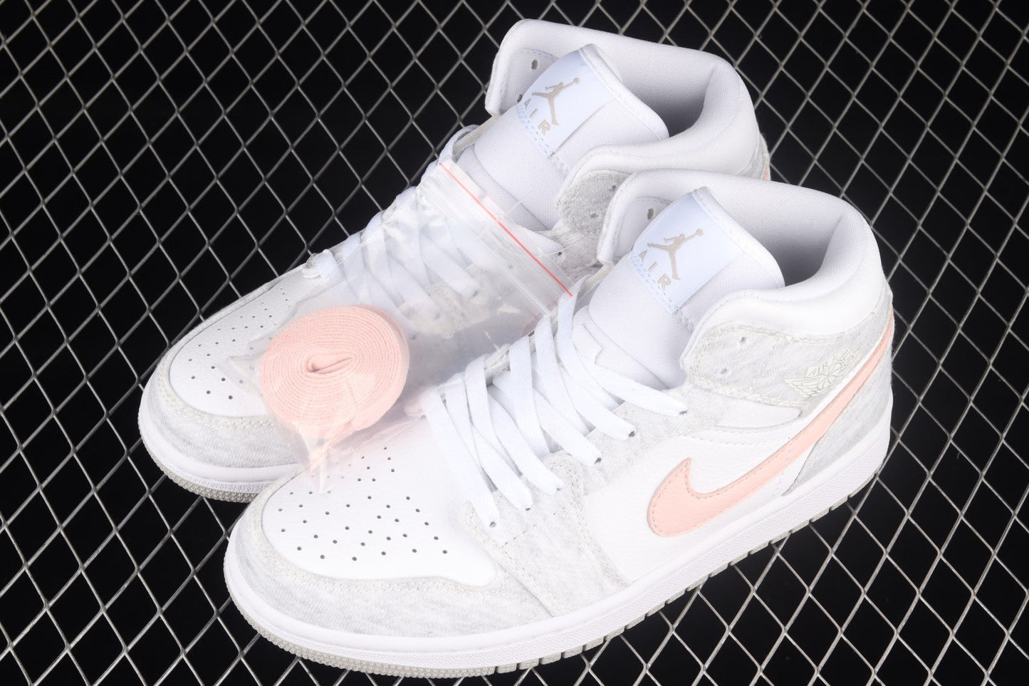 Air Jordan 1 AJ1 Mid SE Light – Iron Ore