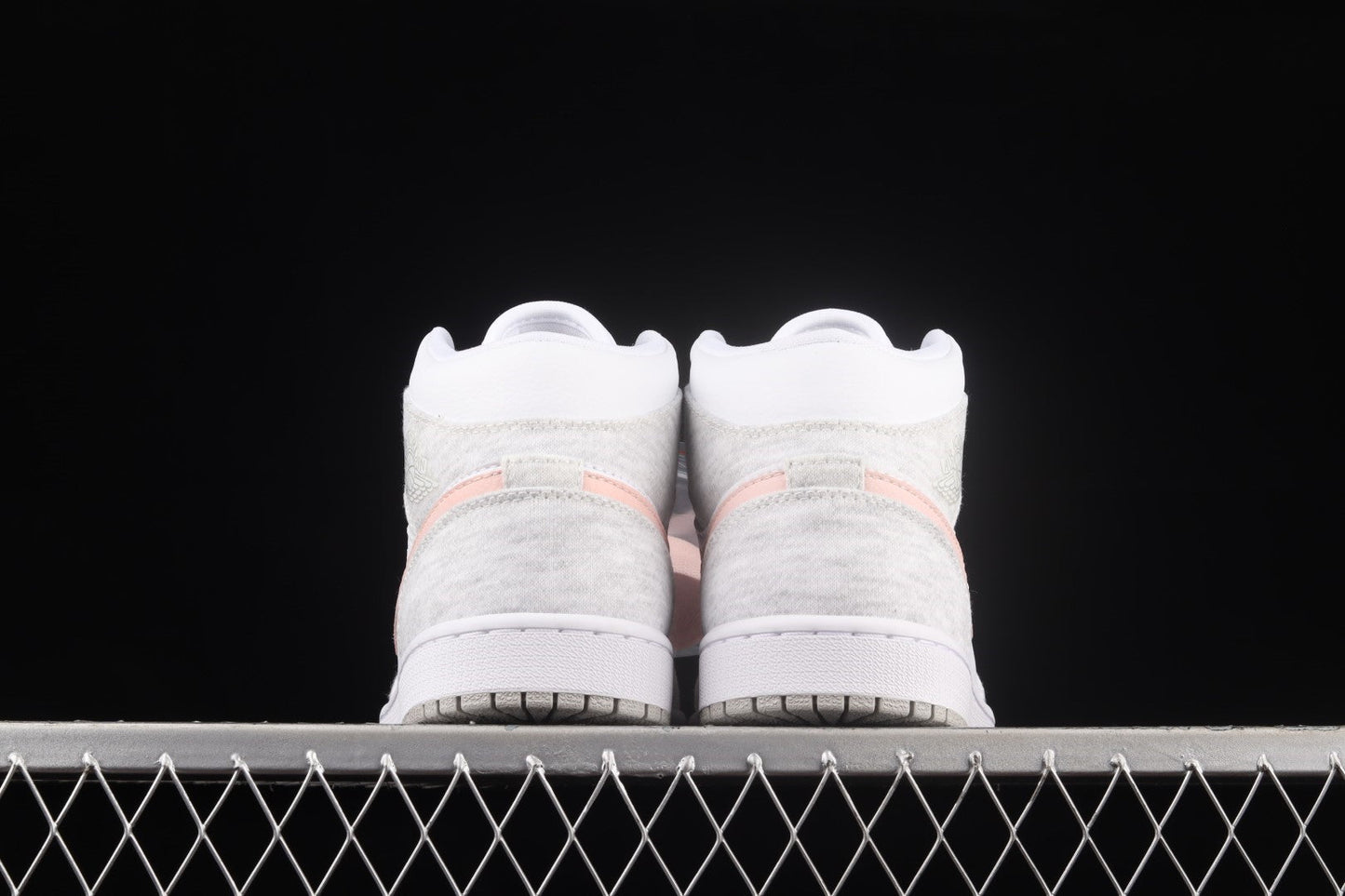 Air Jordan 1 AJ1 Mid SE Light – Iron Ore