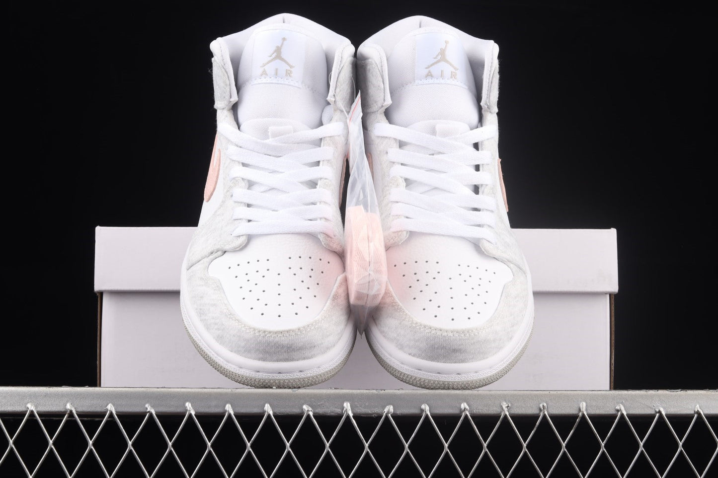 Air Jordan 1 AJ1 Mid SE Light – Iron Ore