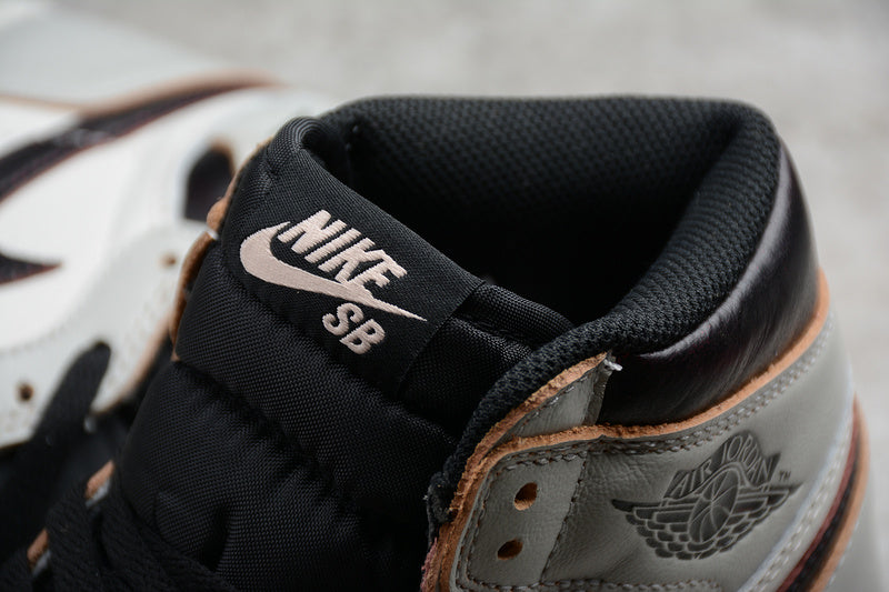 Unisex Air Jordan 1 AJ1 Retro High Defiant - NYC to Paris