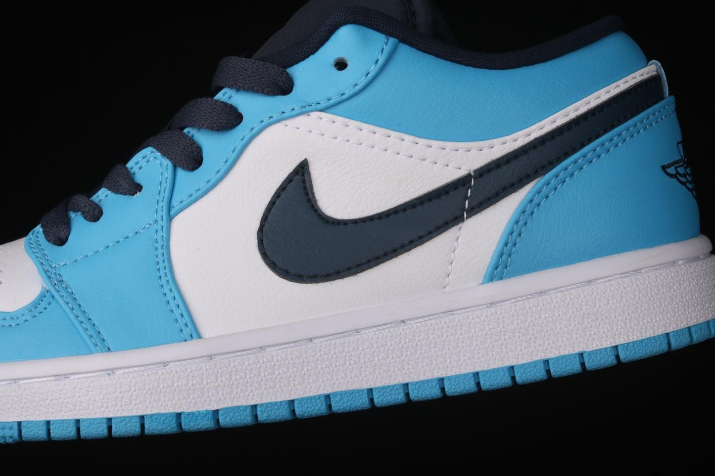 Air Jordan 1 AJ1 Low – UNC Vinted