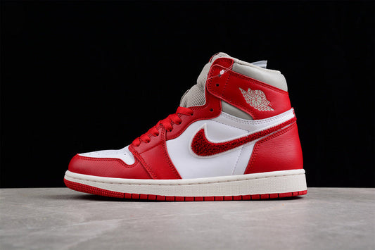 Air Jordan 1 AJ1 High - Chenille Red
