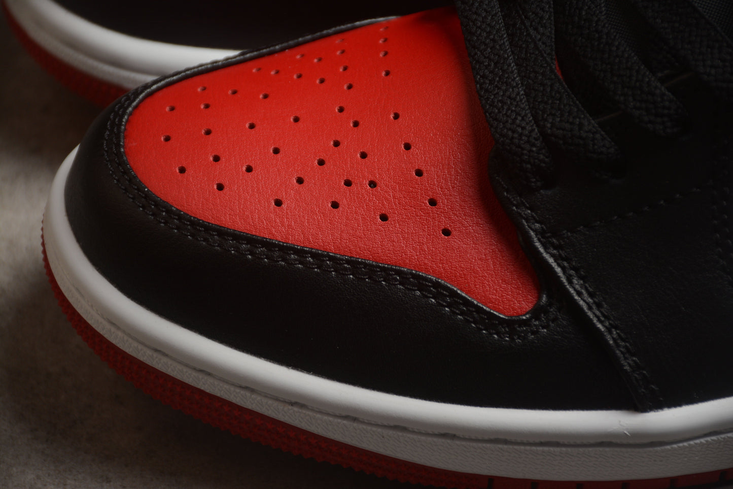 Air Jordan 1 AJ1 Low – Bred Toe 2.0