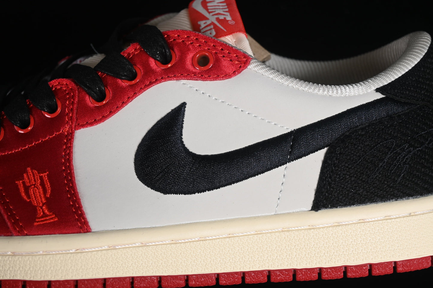 Air Jordan 1 AJ1 Low x Trophy Room – Varsity Red